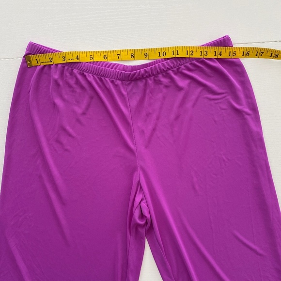 NATORI Short Sleeve 2 Piece Semi Sheer Floral Lace Detail Set Magenta Size M - Picture 14 of 15